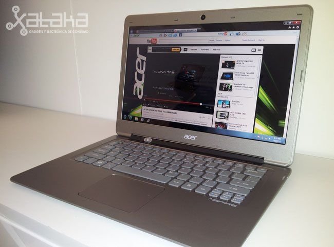 Vista Frontal - Acer S3 UltraBook Aspire